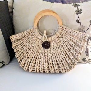 Gorgeous Basket Weave Summer Handbag